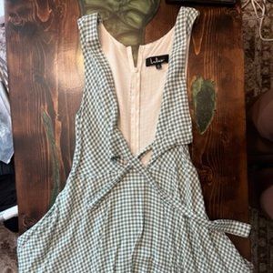 GREEN AND WHITE WRA LULUS DRESS